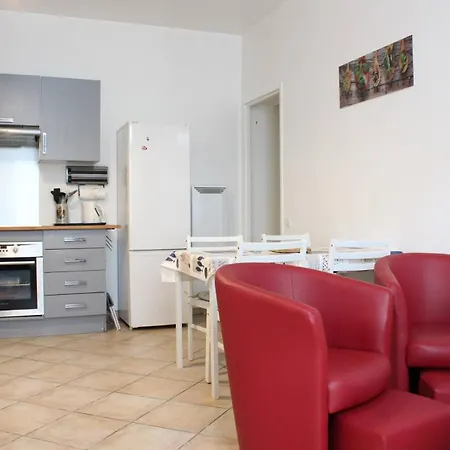 Apartment Appt T3 - - Lr180-15b