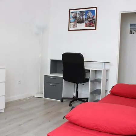 Appt T3 - - Lr180-15b La Rochelle (Charente-Maritime)