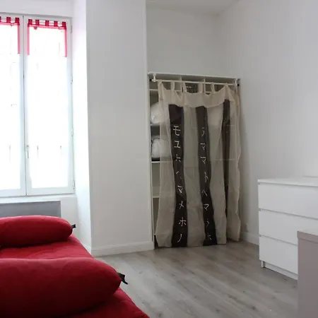Appt T3 - - Lr180-15b * La Rochelle (Charente-Maritime)